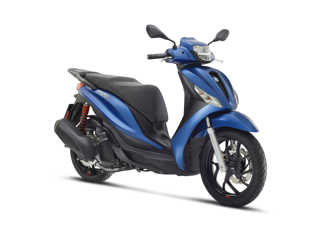 Piaggio_Medley-S_125-150_Blu-Zaffiro